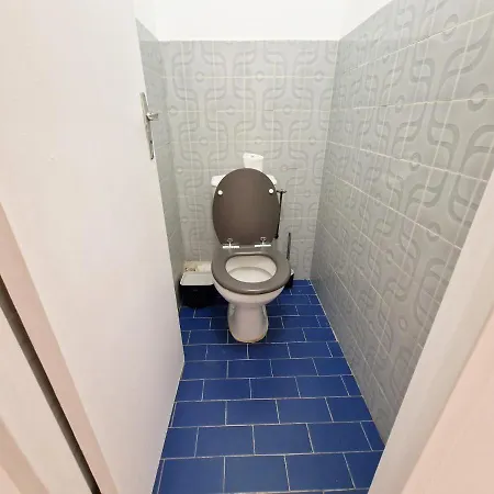 Gregbnb - Studio Design 25M2 - Ascenseur - Wifi - 10Min Gare Toulon Buitenkant foto