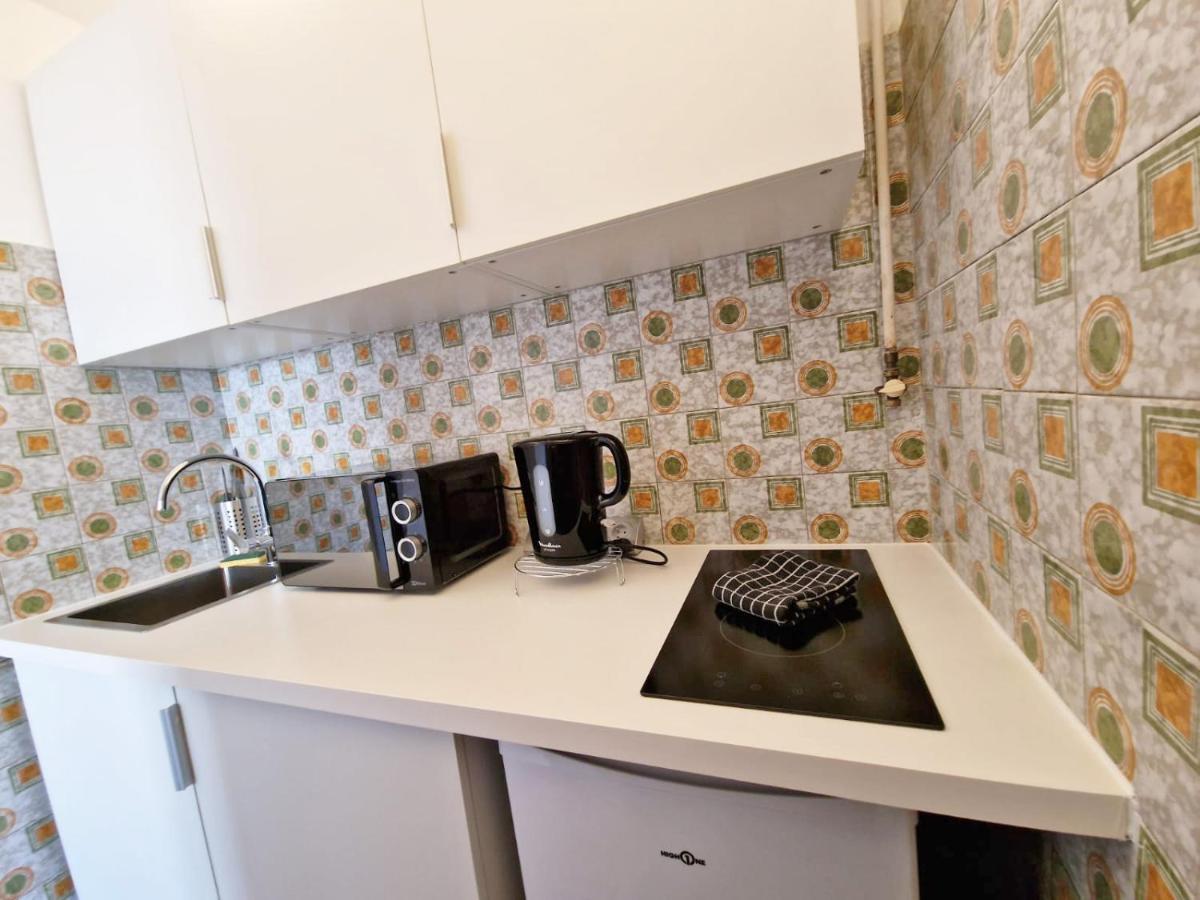 Appartement Gregbnb - Design 25m2 - Ascenseur - Wifi - 10min Gare