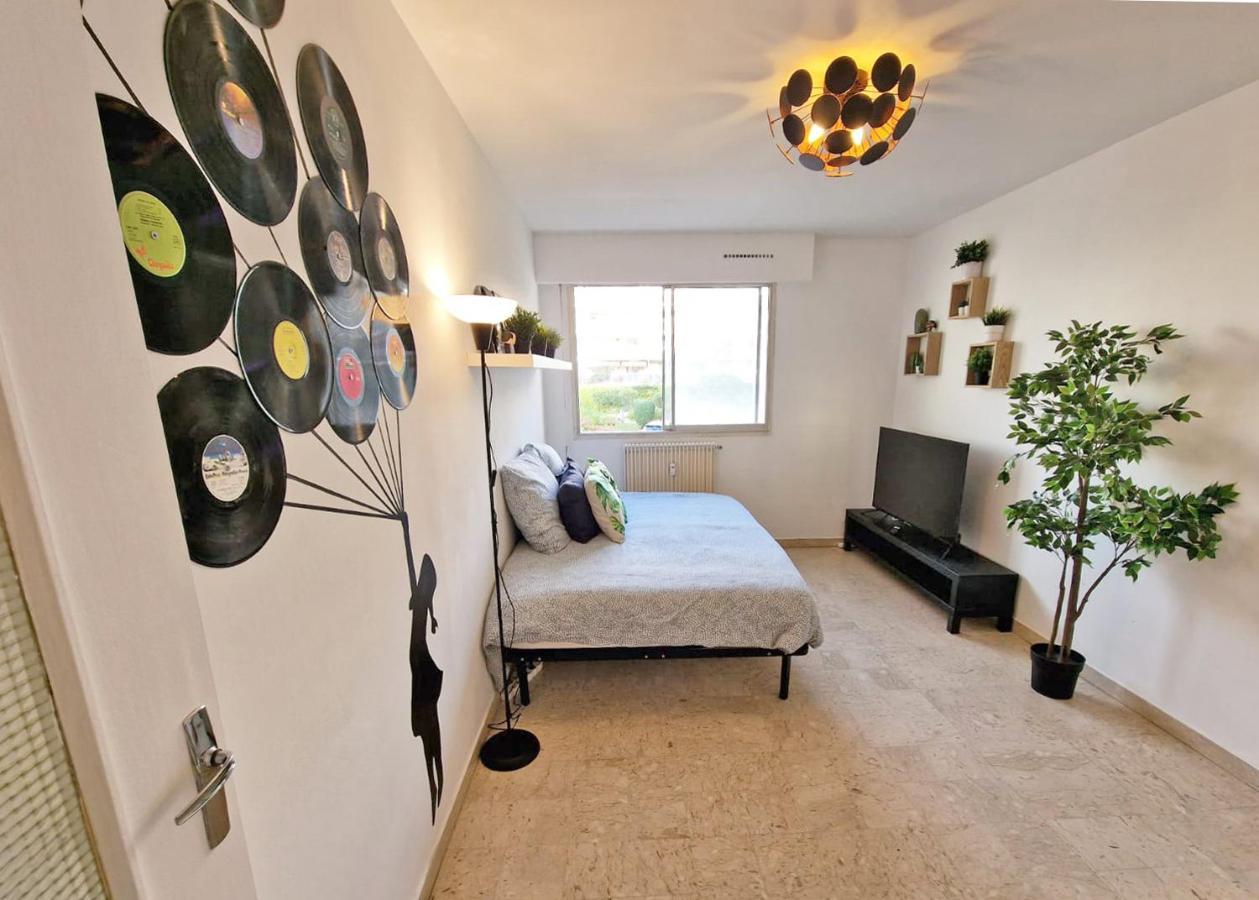 Appartement Gregbnb - Design 25m2 - Ascenseur - Wifi - 10min Gare